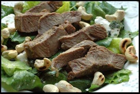 middle-eastern-lamb-salad-with-spinach-feta-low image