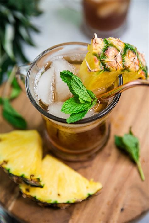 pineapple-sweet-tea-kims-cravings image