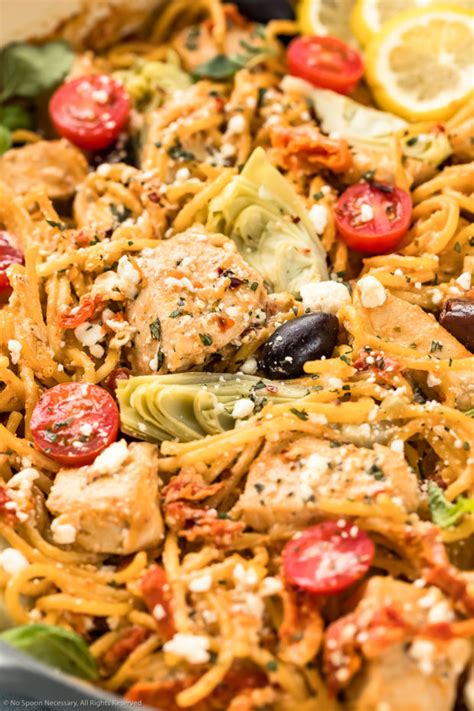 mediterranean-pasta-recipe-with-chicken-no-spoon image
