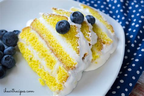 lemon-ice-cream-cake-i-heart image