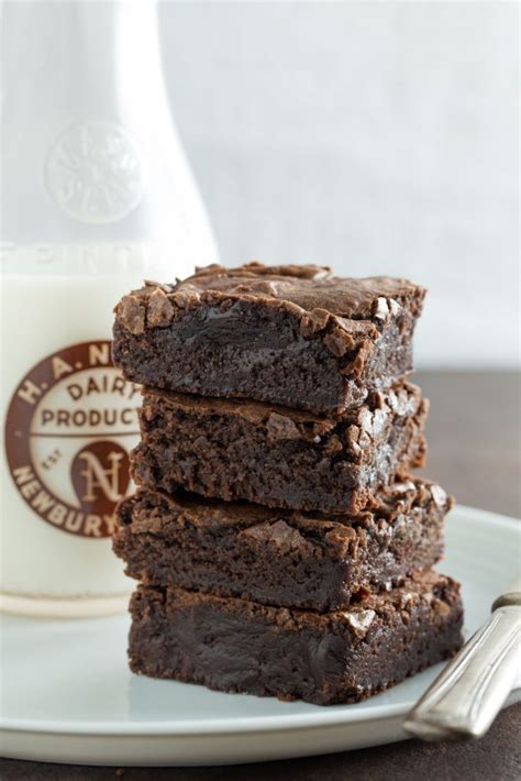 best-ever-no-mixer-brownies-for-passover-overtime image
