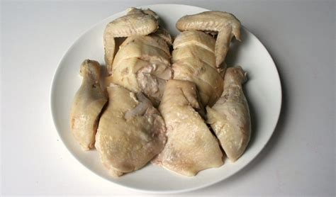 how-to-make-a-whole-white-cut-chicken-chinese image