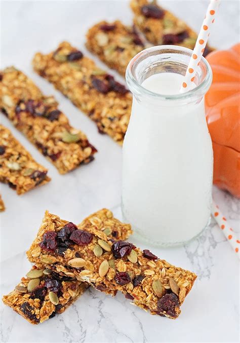 pumpkin-granola-bars-recipe-from-somewhat-simple image
