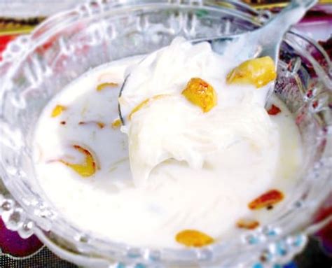 vermicelli-pudding-honest-cooking image