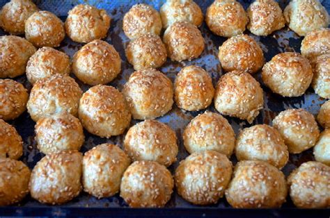 baked-cheese-olives-thedelphiguidecom image