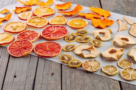 3-ways-to-dehydrate-fruit-at-home-7-delicious image