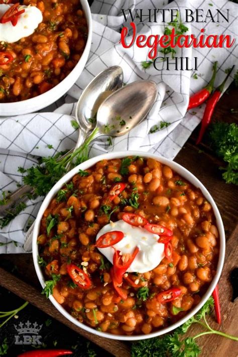 spicy-white-bean-vegetarian-chili-lord-byrons-kitchen image