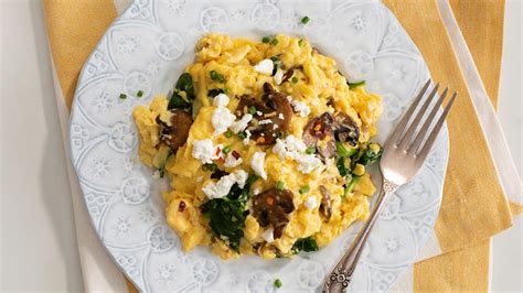 mushroom-and-spinach-scramble-with-goat-cheese image