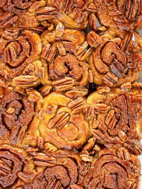 caramel-cinnamon-rolls-step-by-step-marcellina-in image