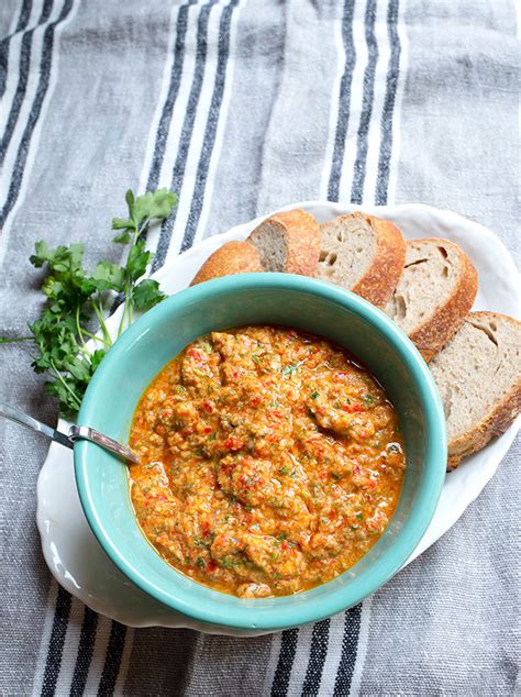 roasted-red-pepper-tapenade-tammy-circeo-chez image