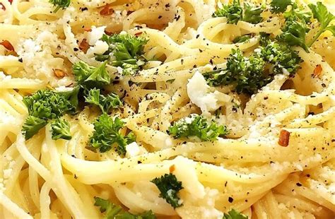 angel-hair-with-garlic-butter-sauce-rosalie-serving image