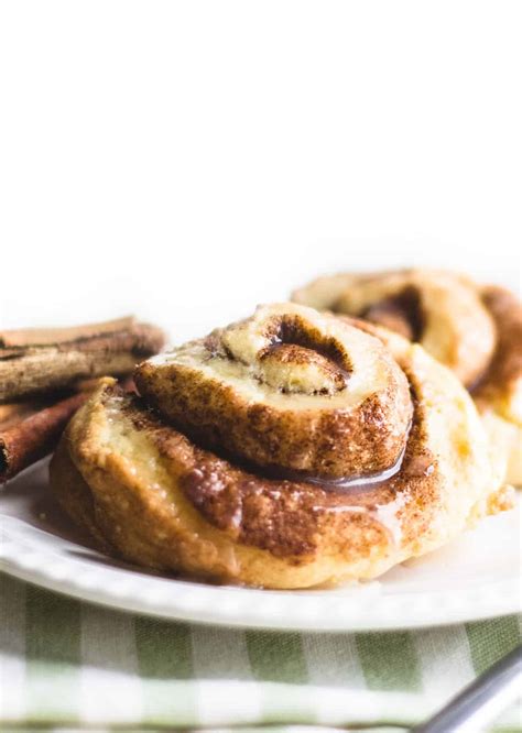 cinnamon-swirl-scones-errens-kitchen image
