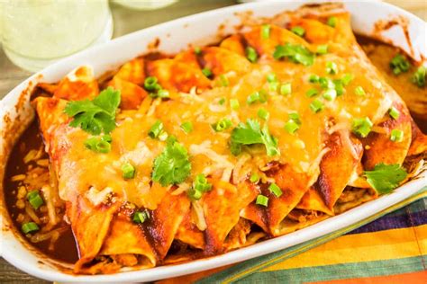 what-to-serve-with-enchiladas-10-traditional-sides image