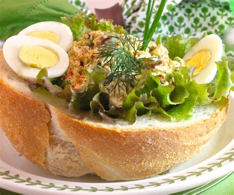 mediterranean-egg-salad-with-green-olives image