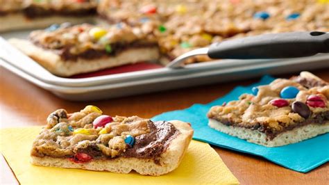 cookies-and-candy-topped-pizza-recipe-pillsburycom image