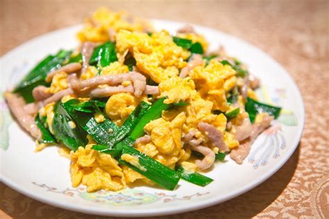 chinese-scrambled-eggs-with-garlic-chives-recipe-the image