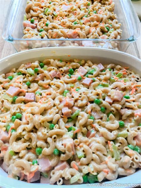 ham-and-peas-mac-and-cheese-freezer-meal image