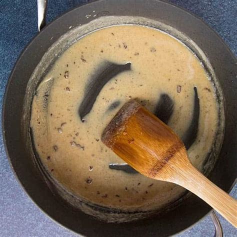 how-to-make-a-roux-easy-roux-recipe-chili-pepper-madness image