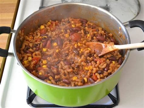 snap-challenge-one-pot-chili-pasta-with-video image