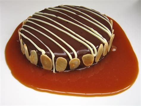 eamon-eats-chocolate-delice-with-salted-caramel image