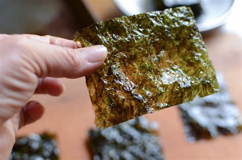 homemade-roasted-dried-seaweed-snacks-beyond image