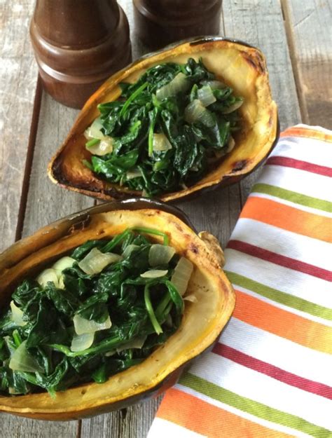stuffed-acorn-squash-with-spinach-total-body image