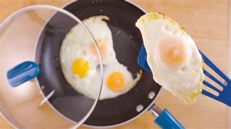 sunny-side-up-fried-eggs-recipe-rachael-ray-show image