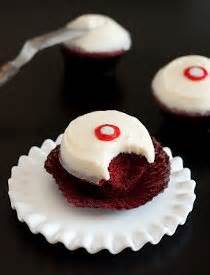 copycat-sprinkles-red-velvet-cupcakes-recipelioncom image