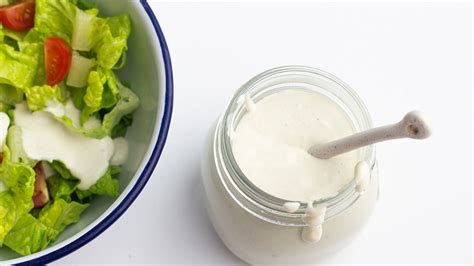 copycat-chart-house-blue-cheese-dressing image