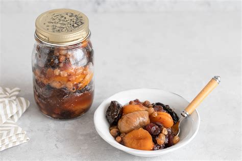 polish-dried-fruit-compote-kompot-recipe-the image