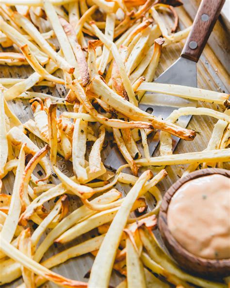 rosemary-garlic-parsnip-fries-oven-air-fryer-methods image