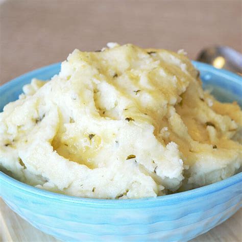 garlic-herb-mashed-potatoes-recipe-land-olakes image