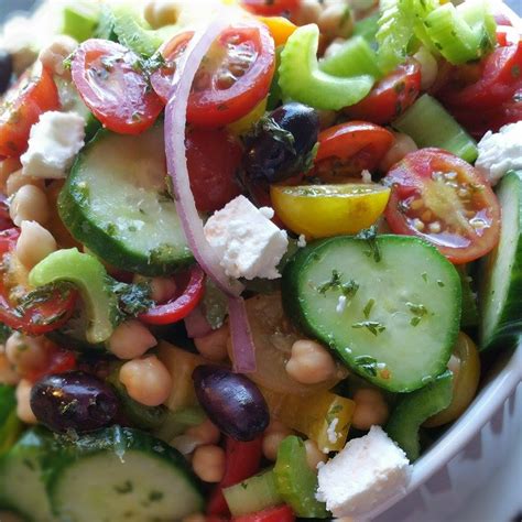chop-chop-fresh-veggie-salad-clean-food-crush image
