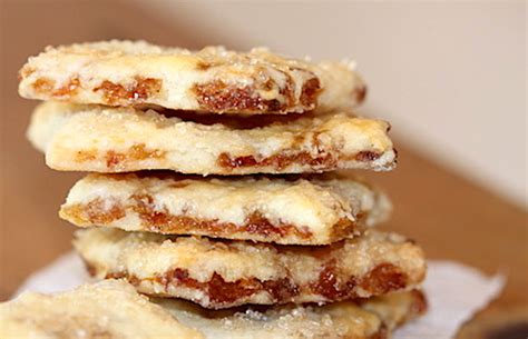 old-fashioned-golden-raisin-biscuit-cookies image