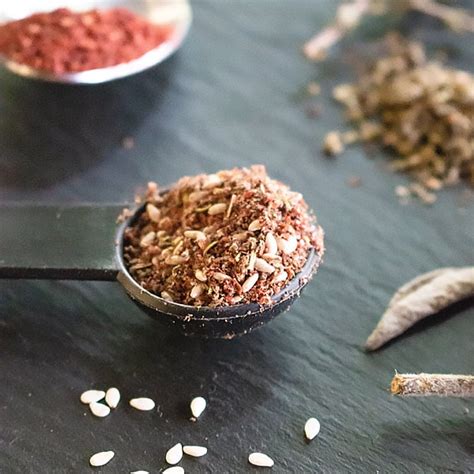 lebanese-zaatar-spice-blend-recipe-masala-herb image