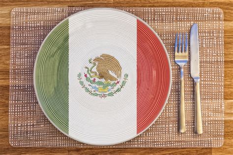 mexican-food-and-cuisine-15-traditional-dishes-to-eat-in-mexico image