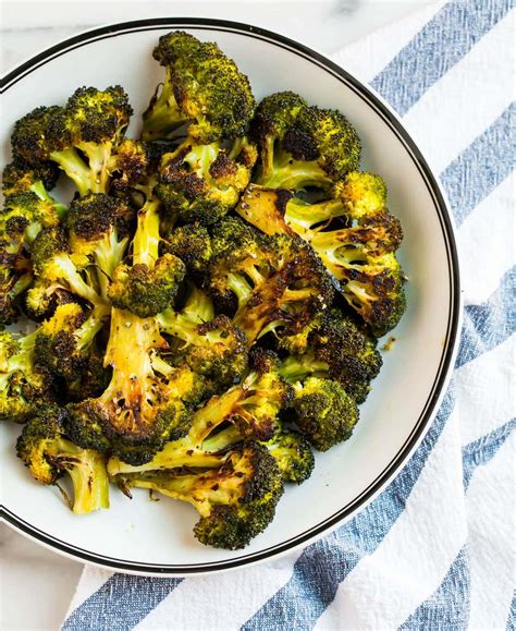 roasted-broccoli-wellplatedcom image