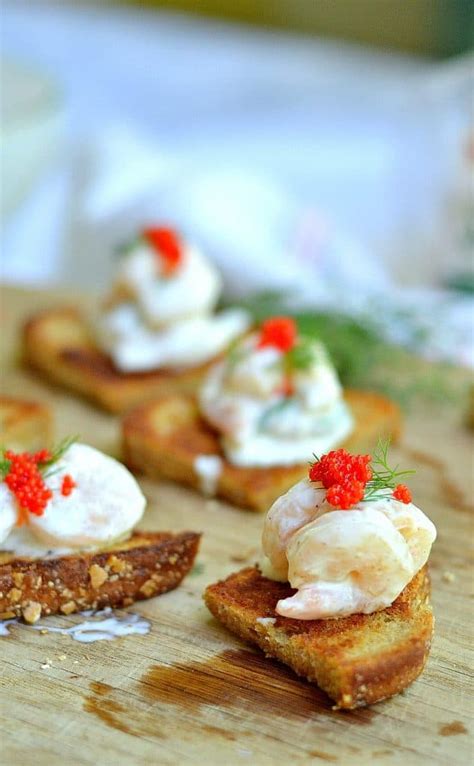 shrimp-toast-appetizer-great-for-parties-nelliebellie image