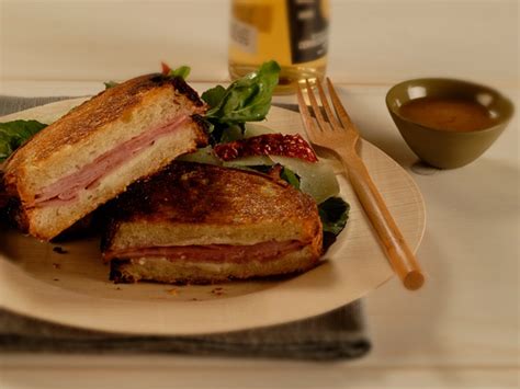 ham-and-manchego-cheese-panini-with-dipping-sauce image
