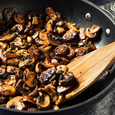 texas-roadhouse-mushrooms-recipe-the-fork-bite image