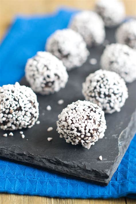 swedish-no-bake-chocolate-balls-chokladbollar image