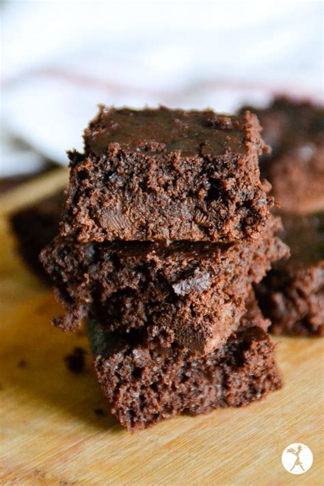 vegan-dark-chocolate-brownies-raias image