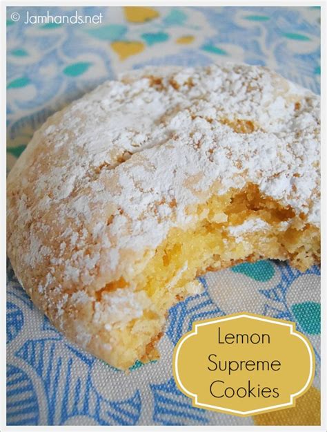 lemon-supreme-cookies-jam-hands image