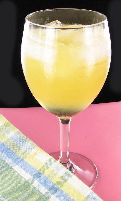 cuban-breeze-amaretto-vodka-pineapple-juice image