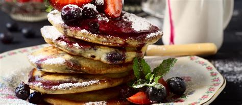 pikelets-traditional-pancake-from-australia-tasteatlas image