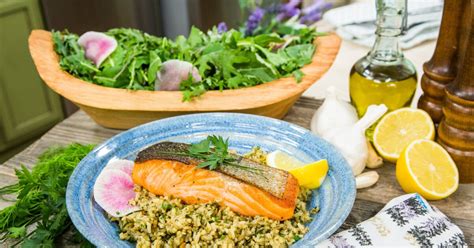 pan-seared-salmon-with-herbed-brown-rice-home image