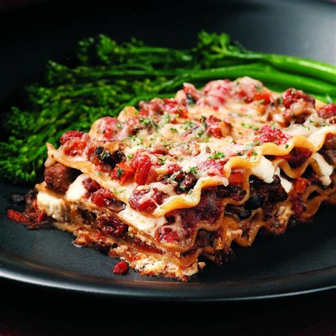 classic-lasagna-eatingwell image