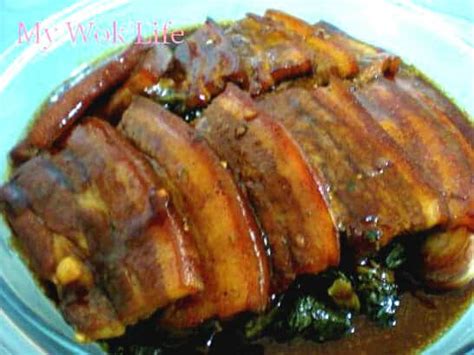 pork-belly-with-preserved-vegetables-mei-cai image