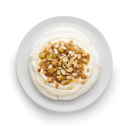 the-worlds-greatest-dessert-10-superb-pavlovas image