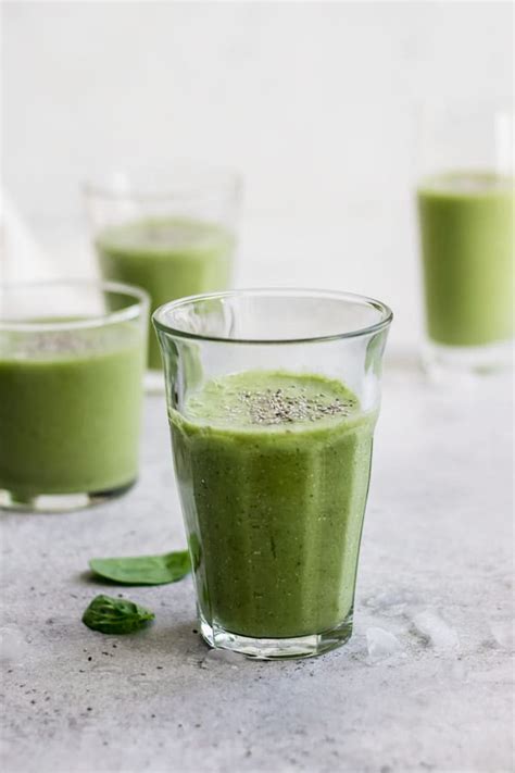 5-ingredient-healthy-breakfast-green-smoothie image